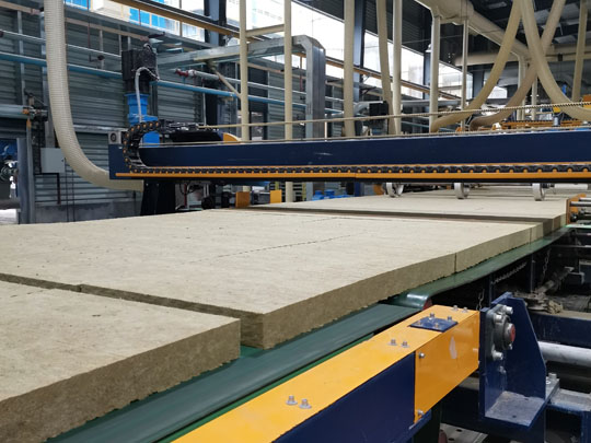 巖棉板現貨供應